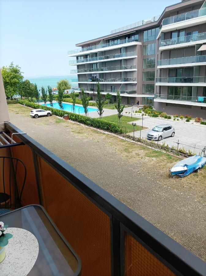Sunrise Apartman Siofok Exterior photo