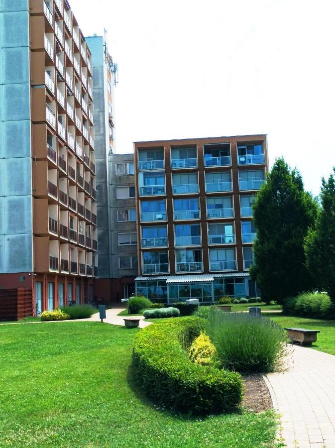 Sunrise Apartman Siofok Exterior photo